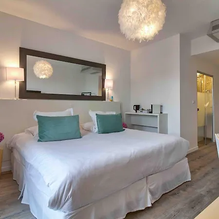 Hotel Belfry & By Ligne St Barth Lurdy