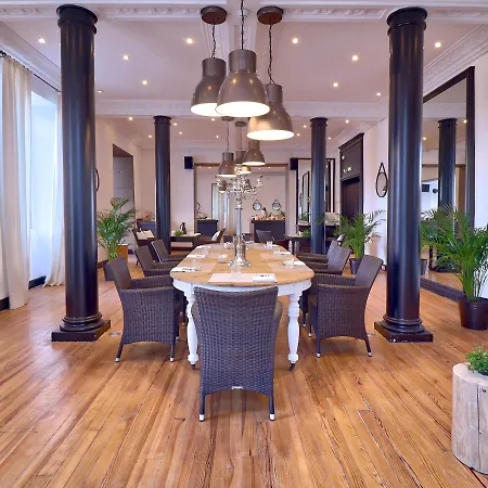 Belfry & By Ligne St Barth Отель Лурд