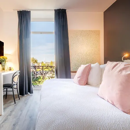 Belfry & By Ligne St Barth 5* Лурд