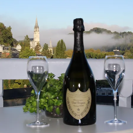 Belfry & By Ligne St Barth 酒店 卢德