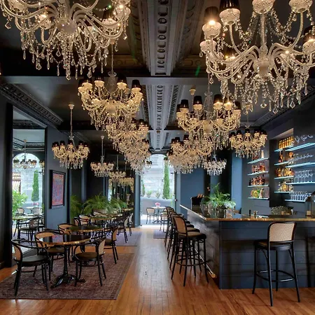 Belfry & By Ligne St Barth 酒店 卢德