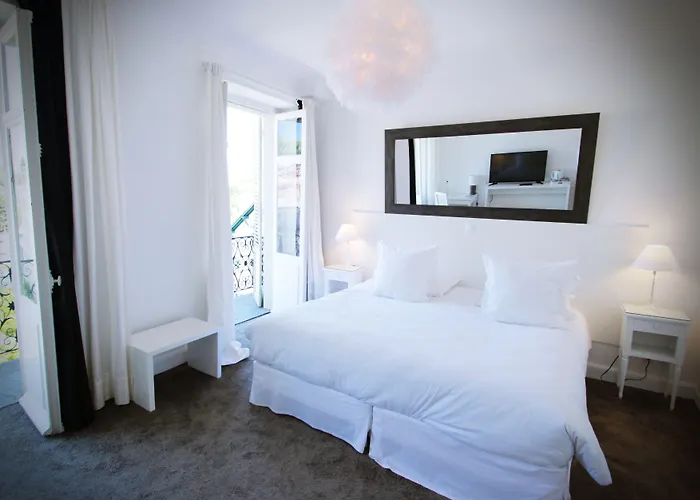 Belfry & By Ligne St Barth 5* Lourdes